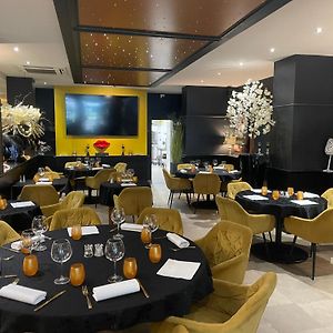Hotel Restaurant Les Arcades